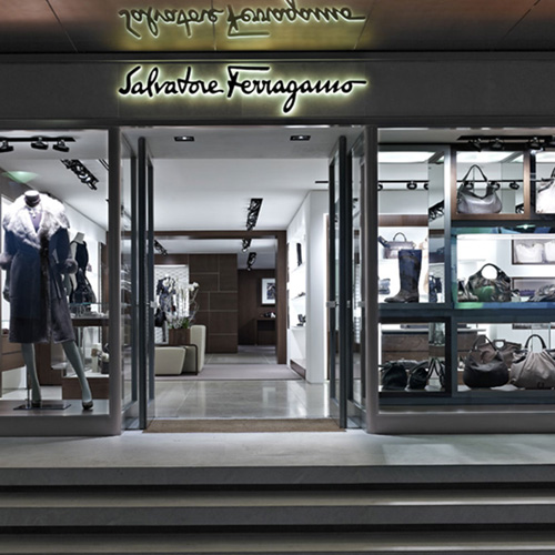 Salvatore Ferragamo Mağaza Uygulamaları